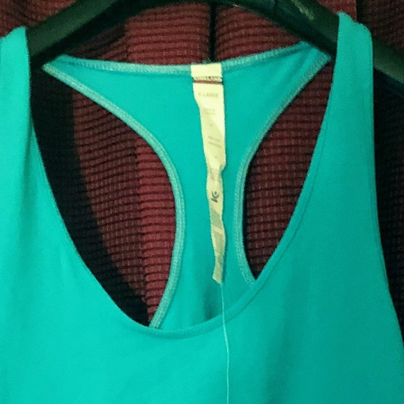 Sold sold sold in a bundle - Picture 3 of 4